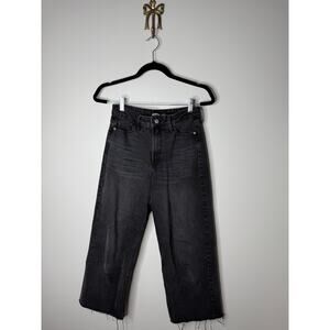 Old Navy Black Wide Leg Extra High Rise Cotton Raw Hem Cropped Ankle Jeans 2